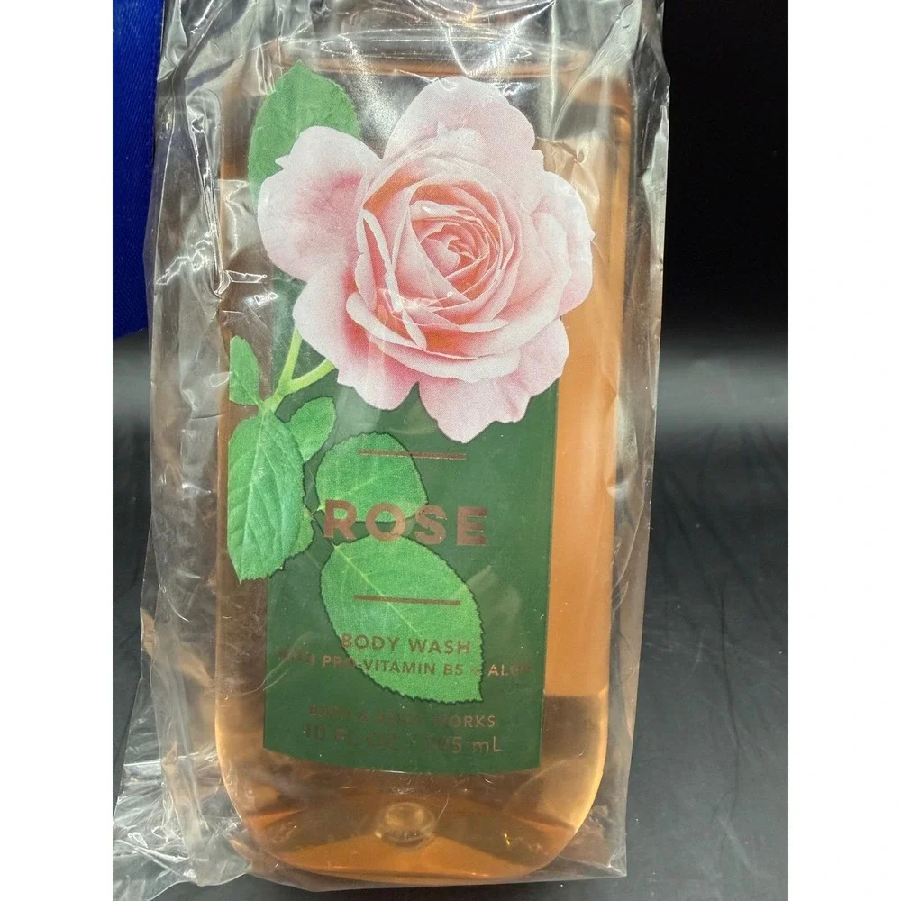 Bath & Body Works Rose Body Wash 10oz Pro-Vitamin B5 Aloe‎ Gift Bag Blue Ribbon